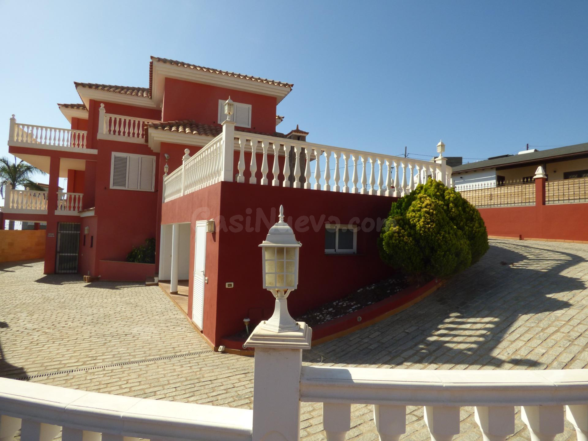 Espectacular Chalet independiente - 5 dormitorios - Araya - Candelaria