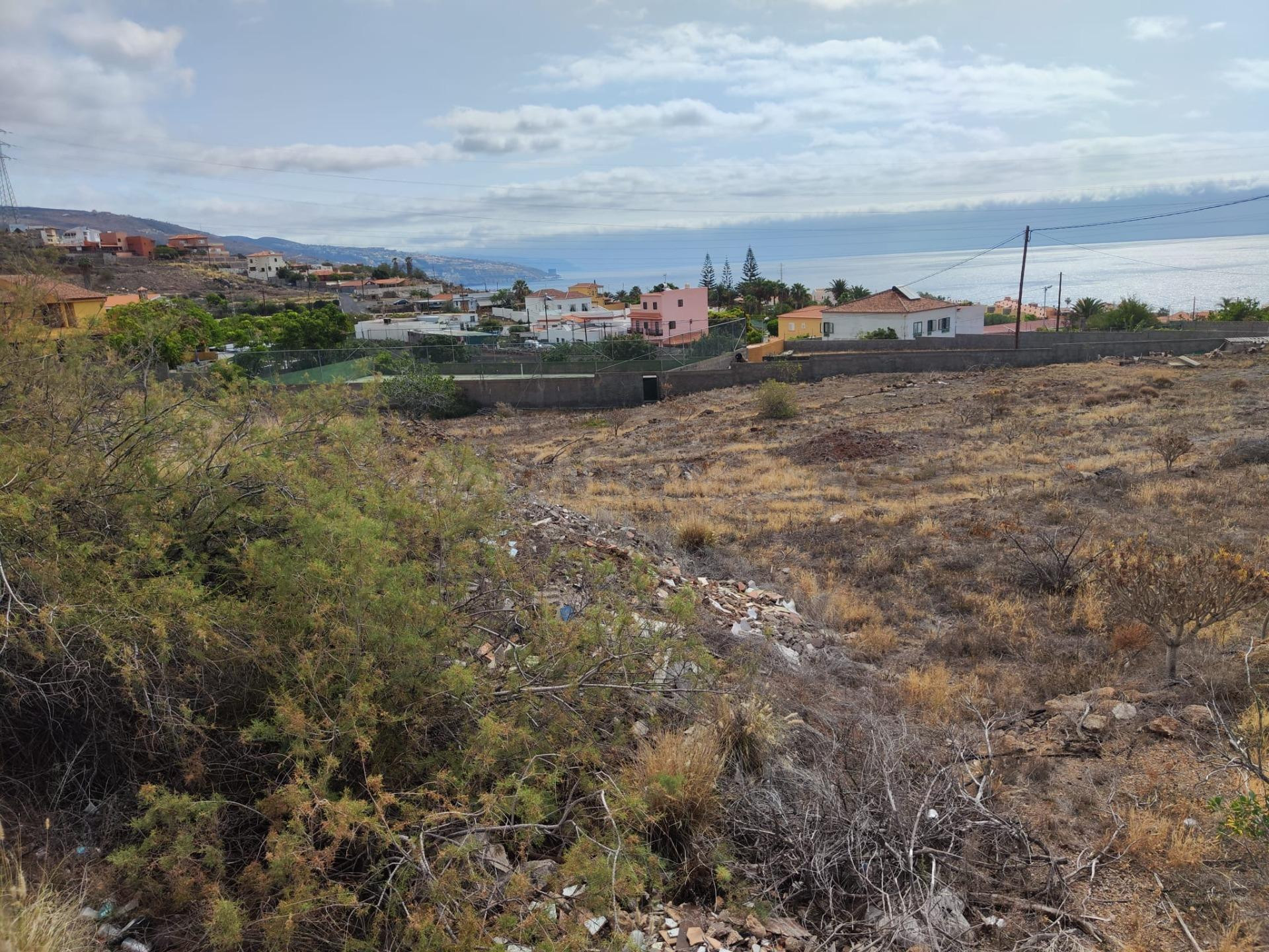 Solar urbano en Candelaria - excelente ubicación - vistas al - foto 4