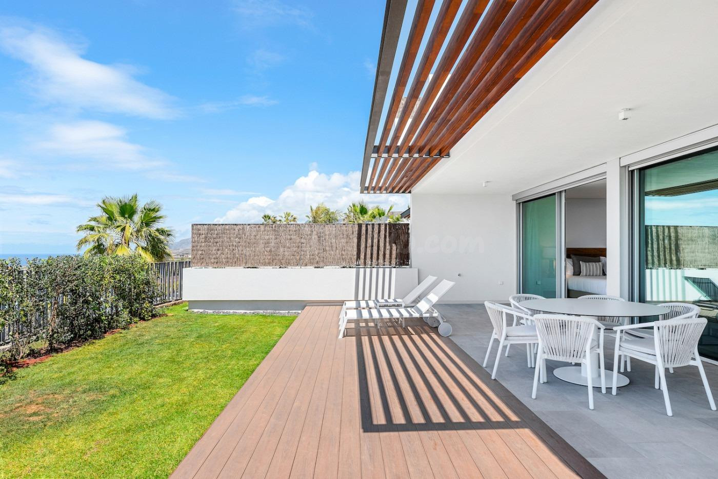 Apartamento de lujo con terraza y jardín - Guía de Isora