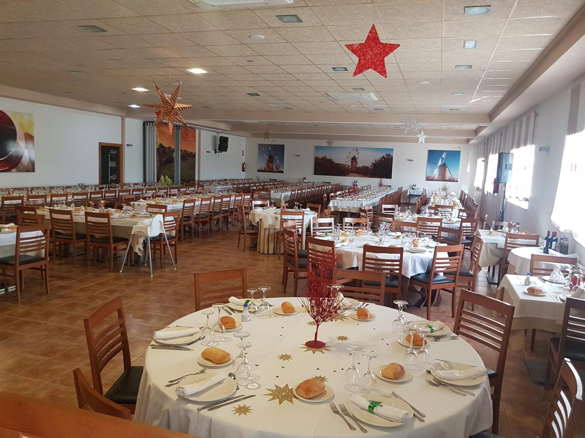 Gran Oportunidad de Inversión: Salón de Celebraciones con Potencial Hotelero en Parcela Edificable - Polígono Industrial Los Camachos, Cartagena - foto 4