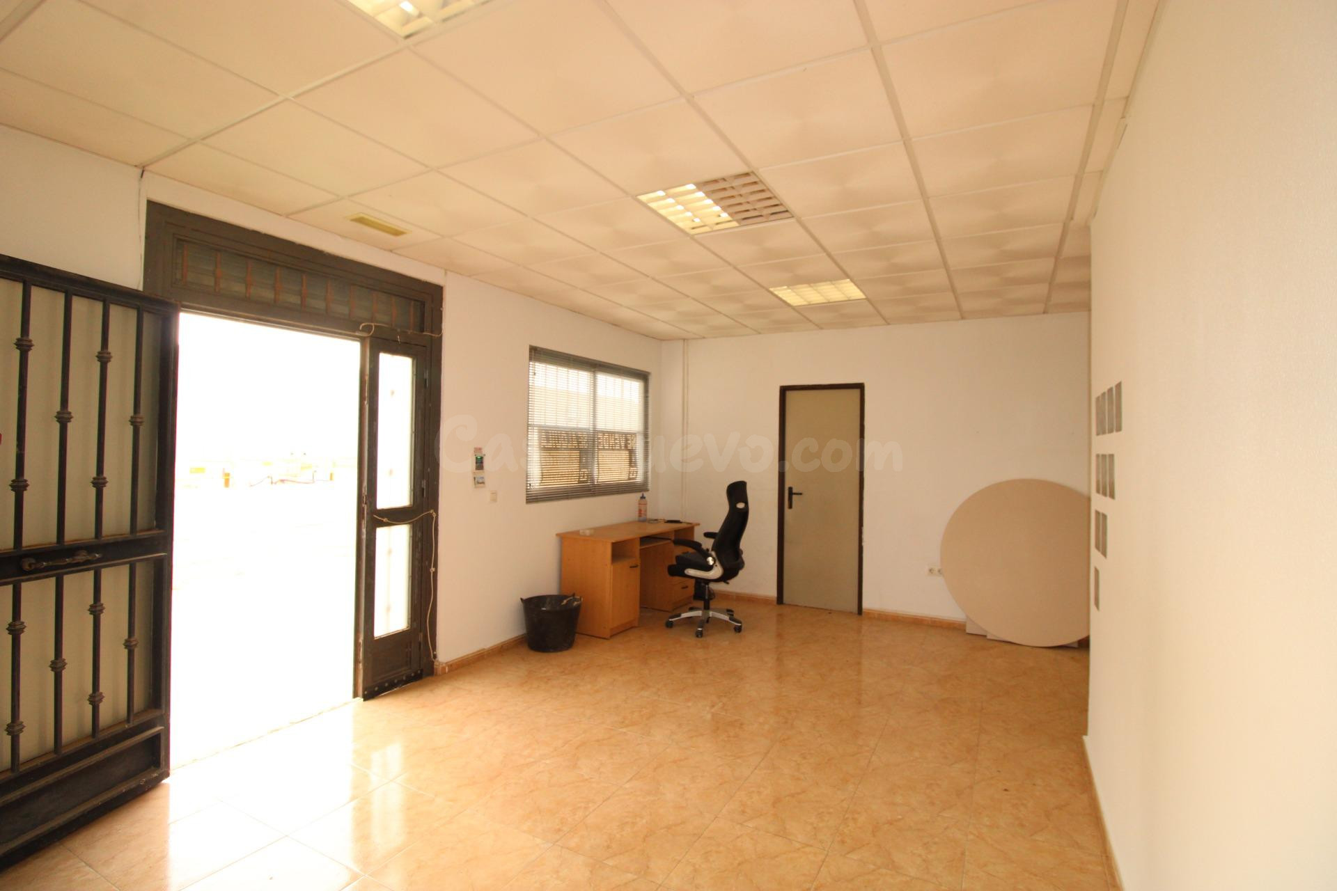 Gran oportunidad industrial en Cabezo Beaza - foto 4