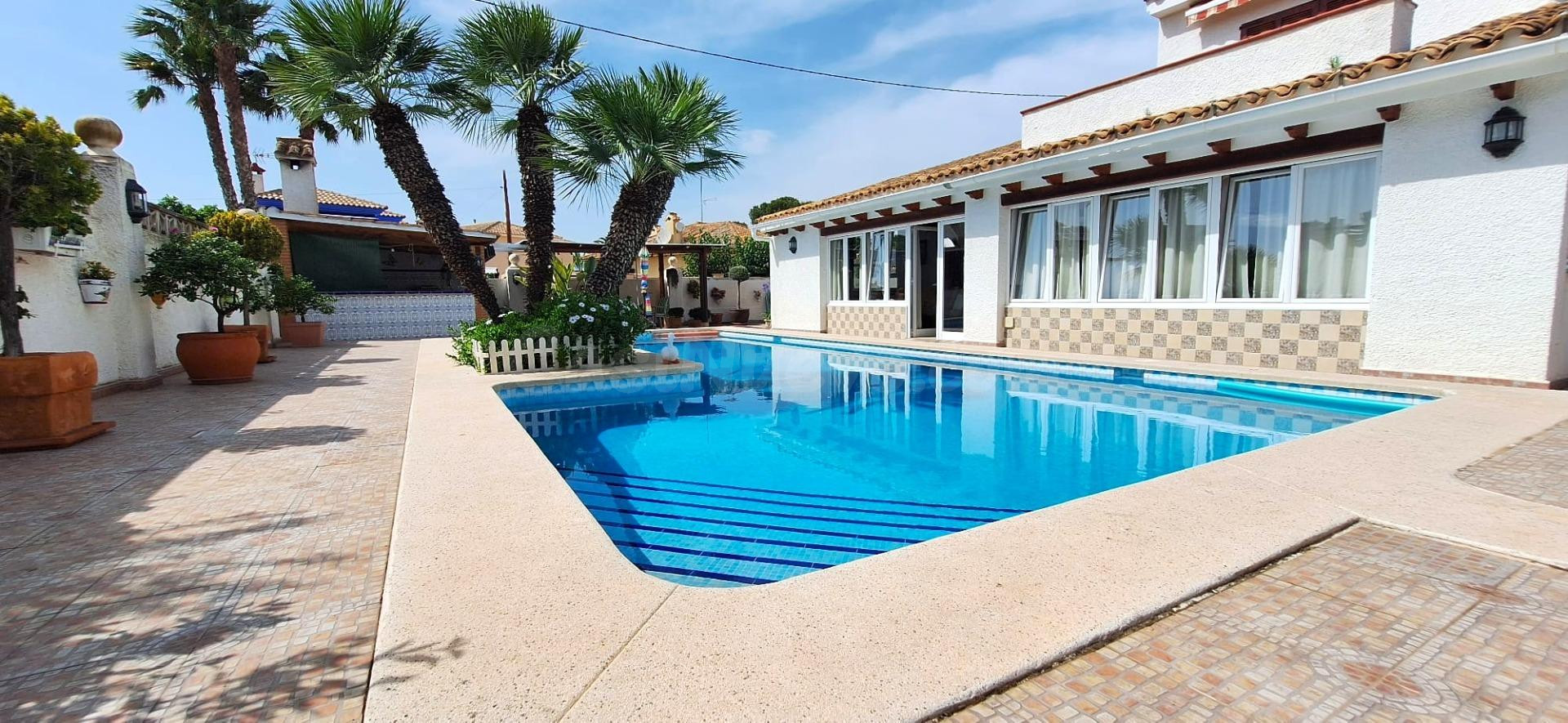 chalet en Rincon de loix llano.