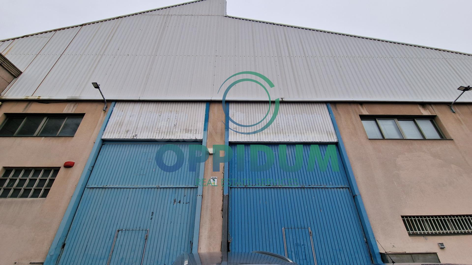 Nave de 3.216 m2 en el Polígono de Agrela