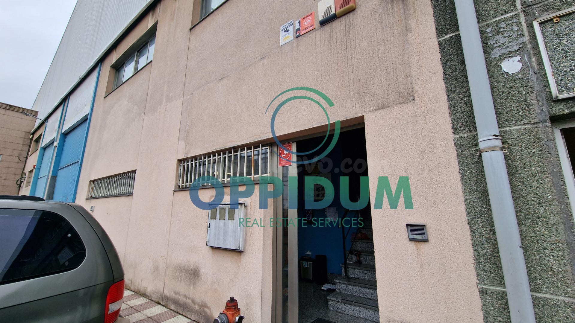 Nave de 3.216 m2 en el Polígono de Agrela - foto 3