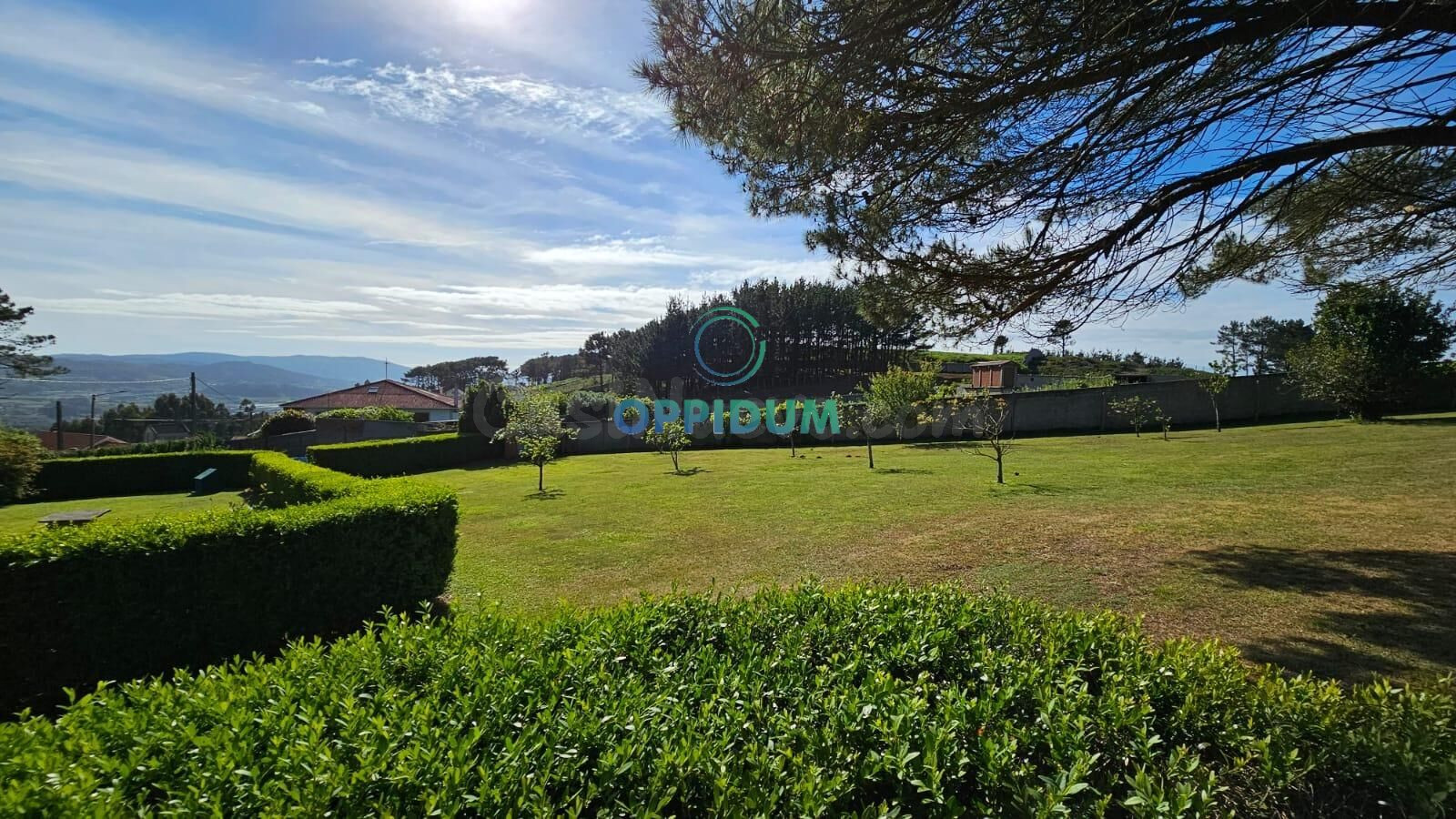 Venta finca rústica próxima a las playas en Carballo - foto 3