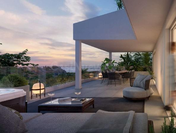 Exclusivo atico de 3 habitaciones en Torrequebrada - Benalmadena