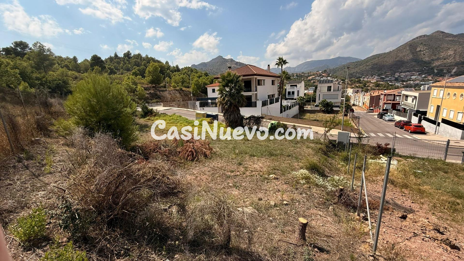 En venta suelo urbano de gran dimensión en urbanización privada