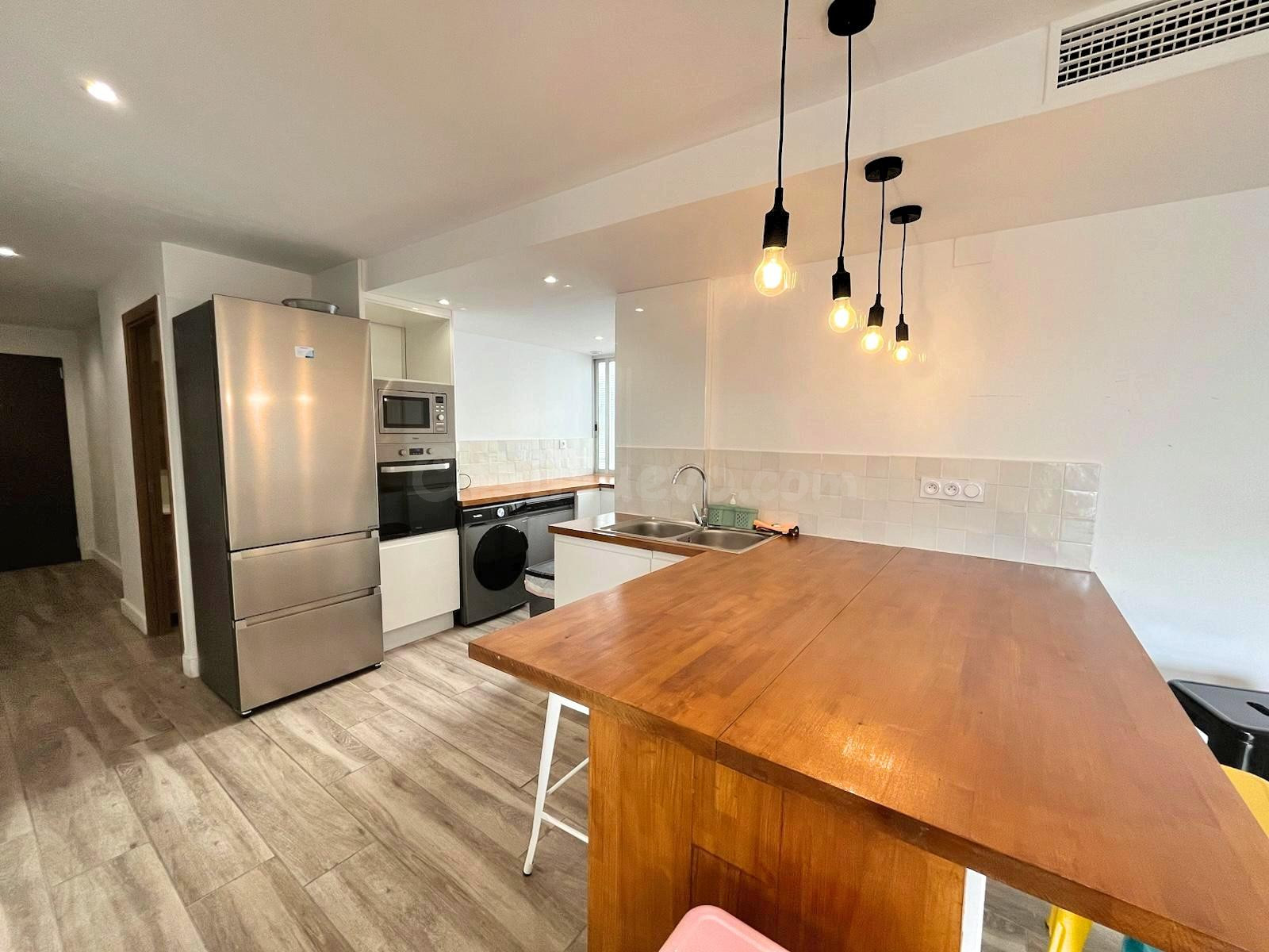 EN VENTA PISO TOTALMENTE REFORMADO EN LA ZONA DE BOSCA -BURR - foto 3