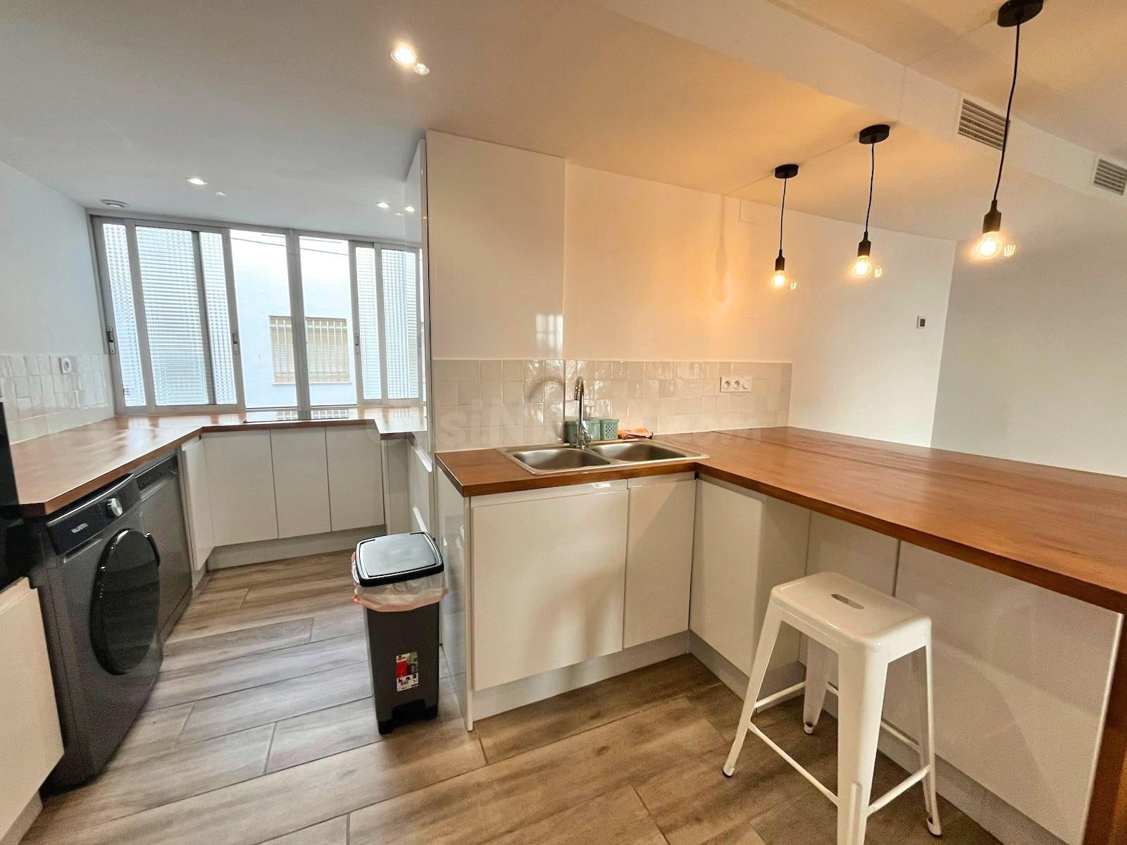 EN VENTA PISO TOTALMENTE REFORMADO EN LA ZONA DE BOSCA -BURR - foto 4