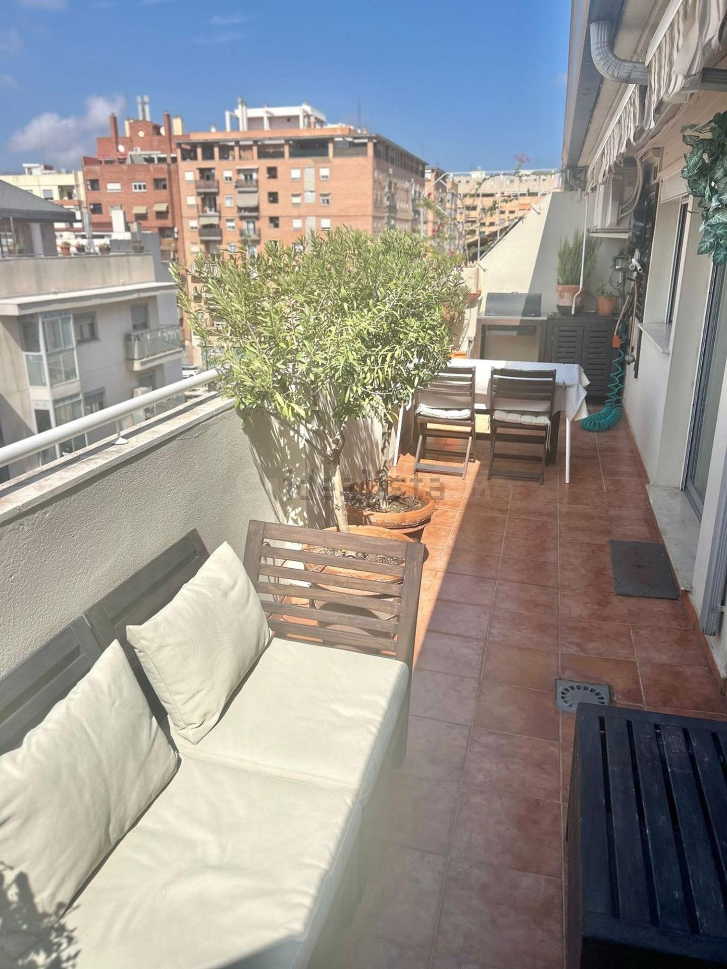 Lujoso Ático Duplex en Camins al Grau, Valencia: Tu Nuevo Hogar a un Paso del Mar!
