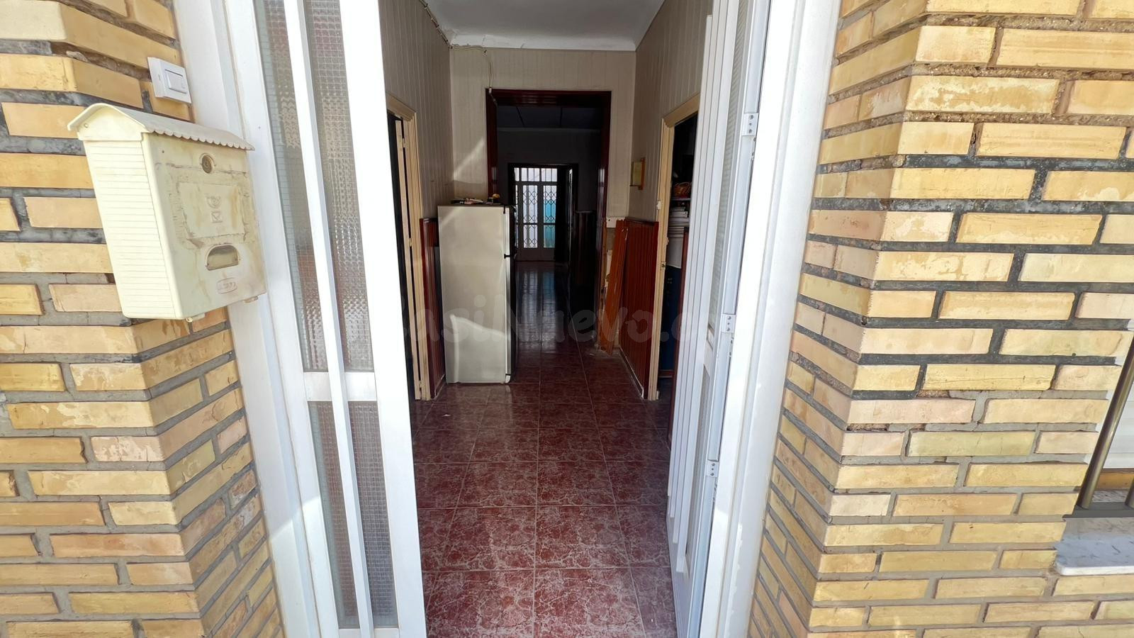 BAJO PARA REFORMAR PARCIALMENTE CON 120M2