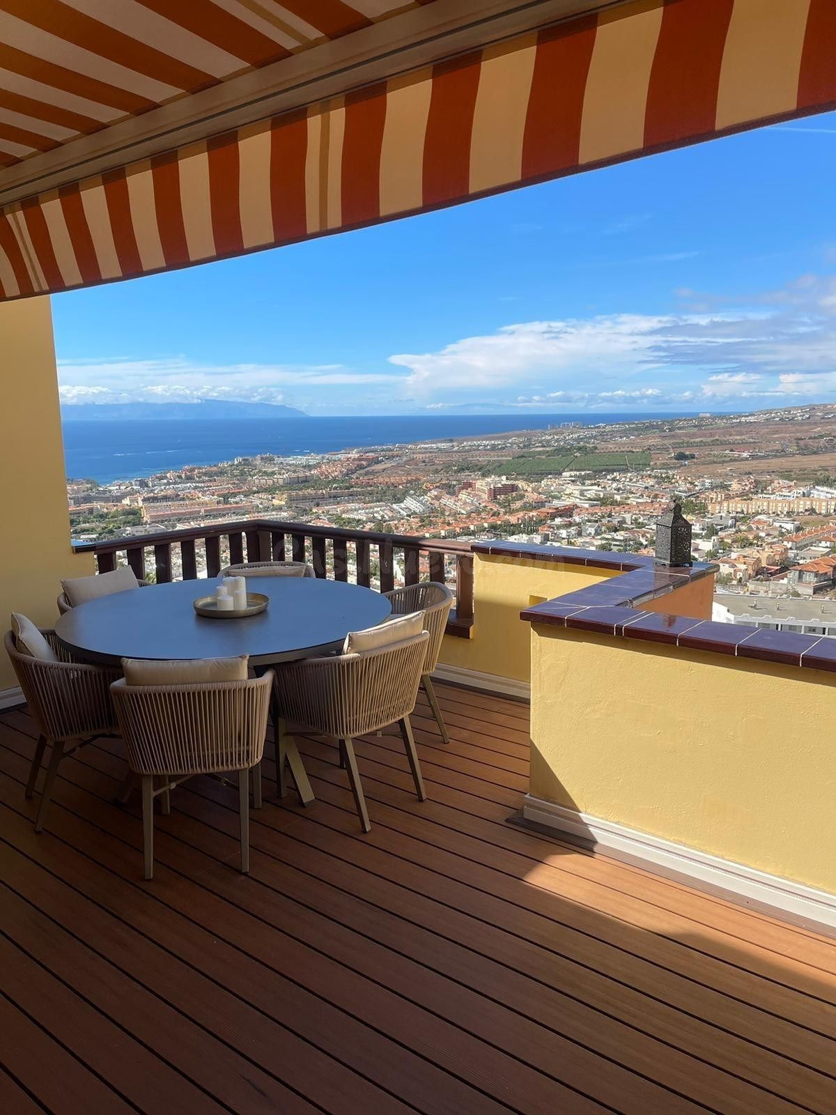 🌅 Exclusivo Ático Dúplex en el Paraíso – Lujo, Confort y Vistas de Ensueño🌴✨