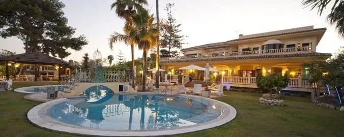 Impresionante Villa de Lujo en Nueva Andalucía, Marbella – Oportunidad Única