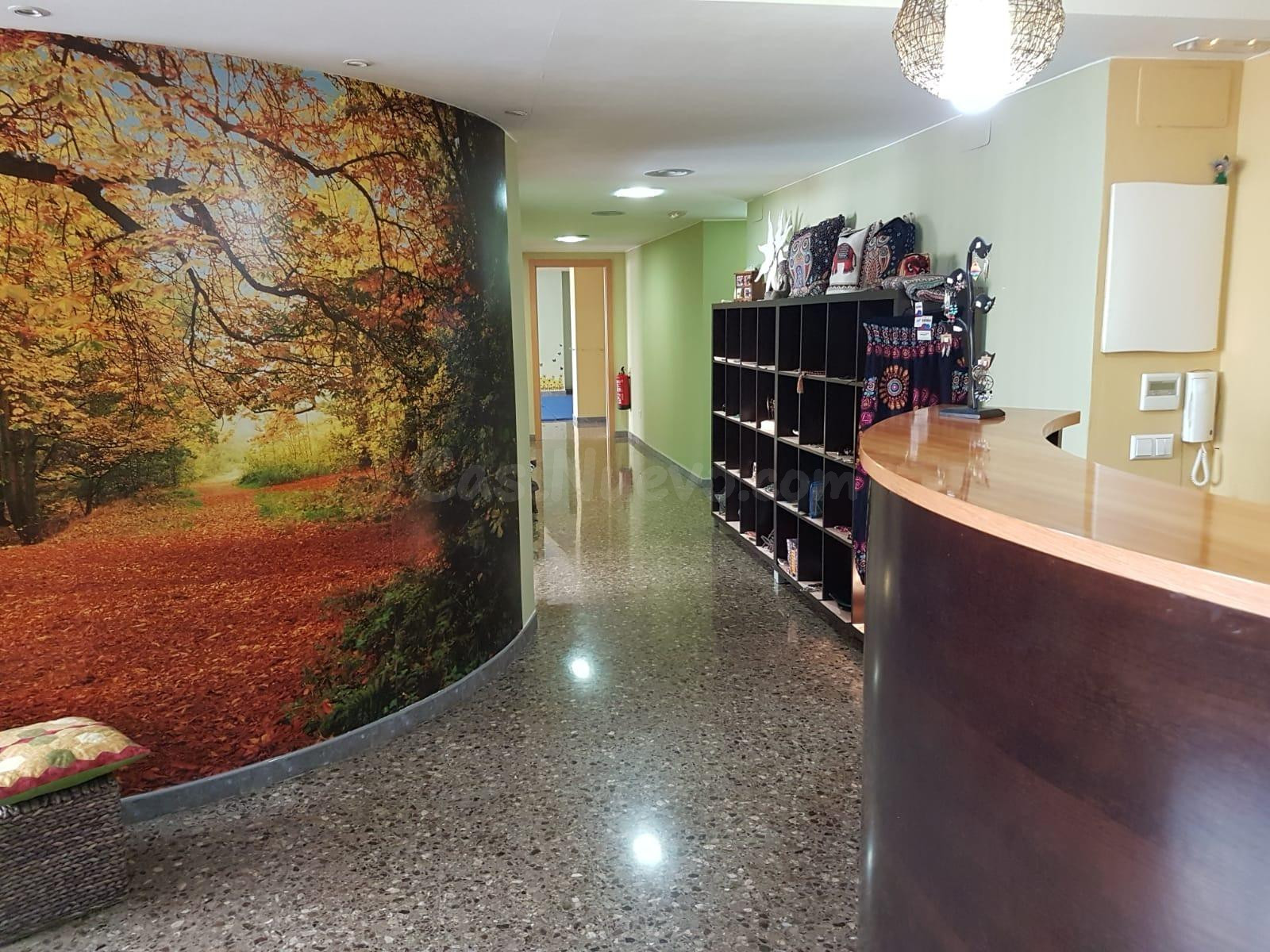 LOCAL ENTRESUELO A LA VENTA
