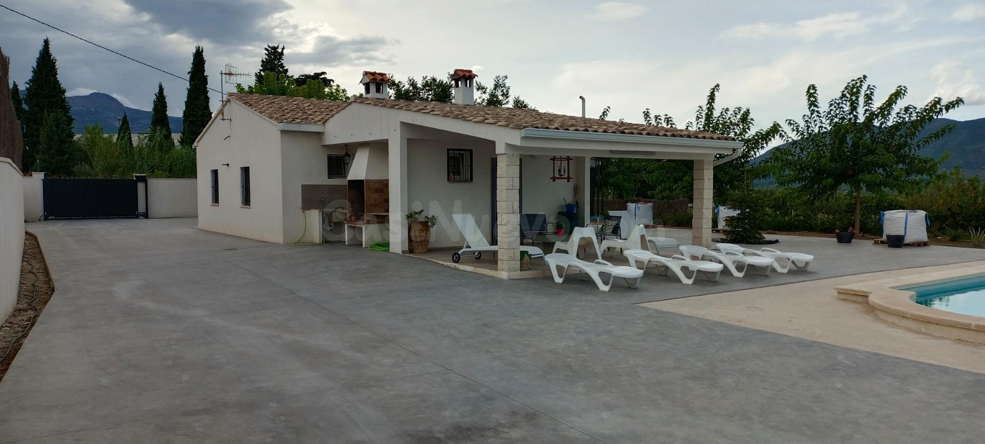 Oportunidad, Chalet a estrenar en Benimarfull. ¡Calidad de v