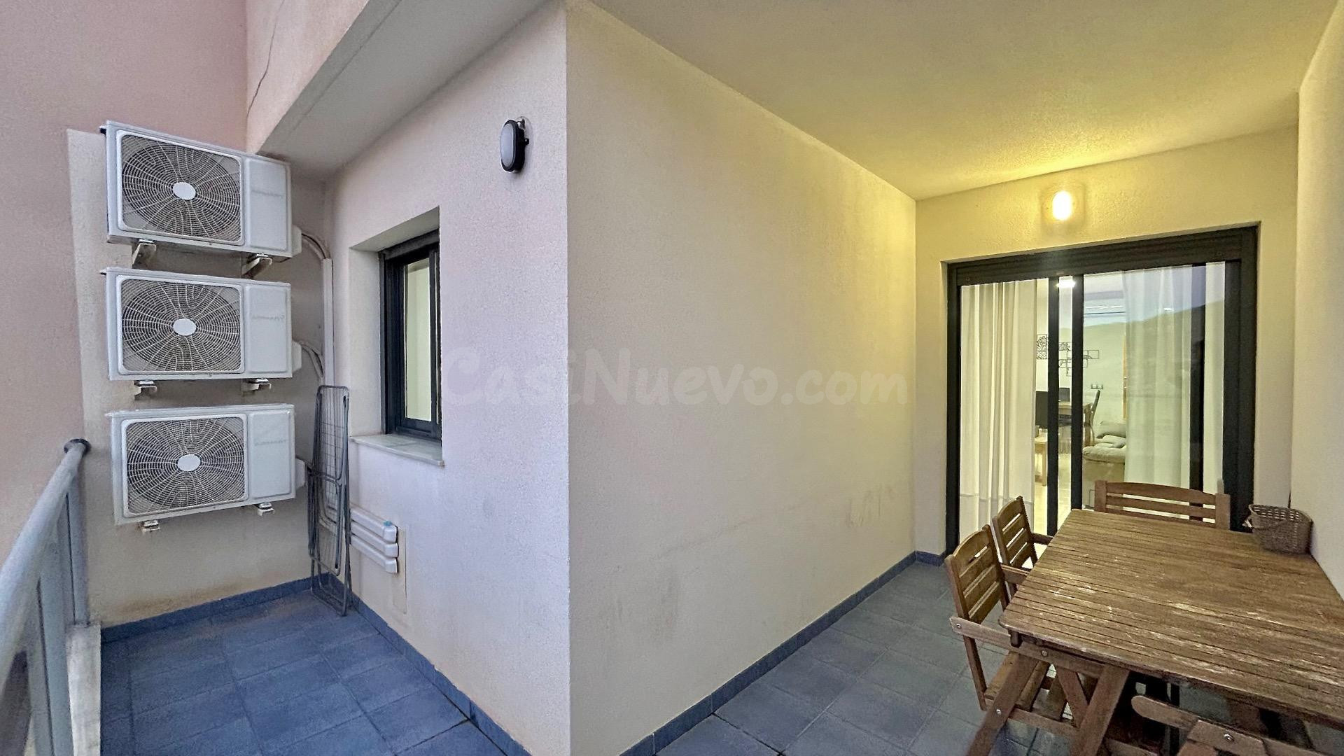 Piso reformado con vistas al mar y licencia turística en La Envia Golf