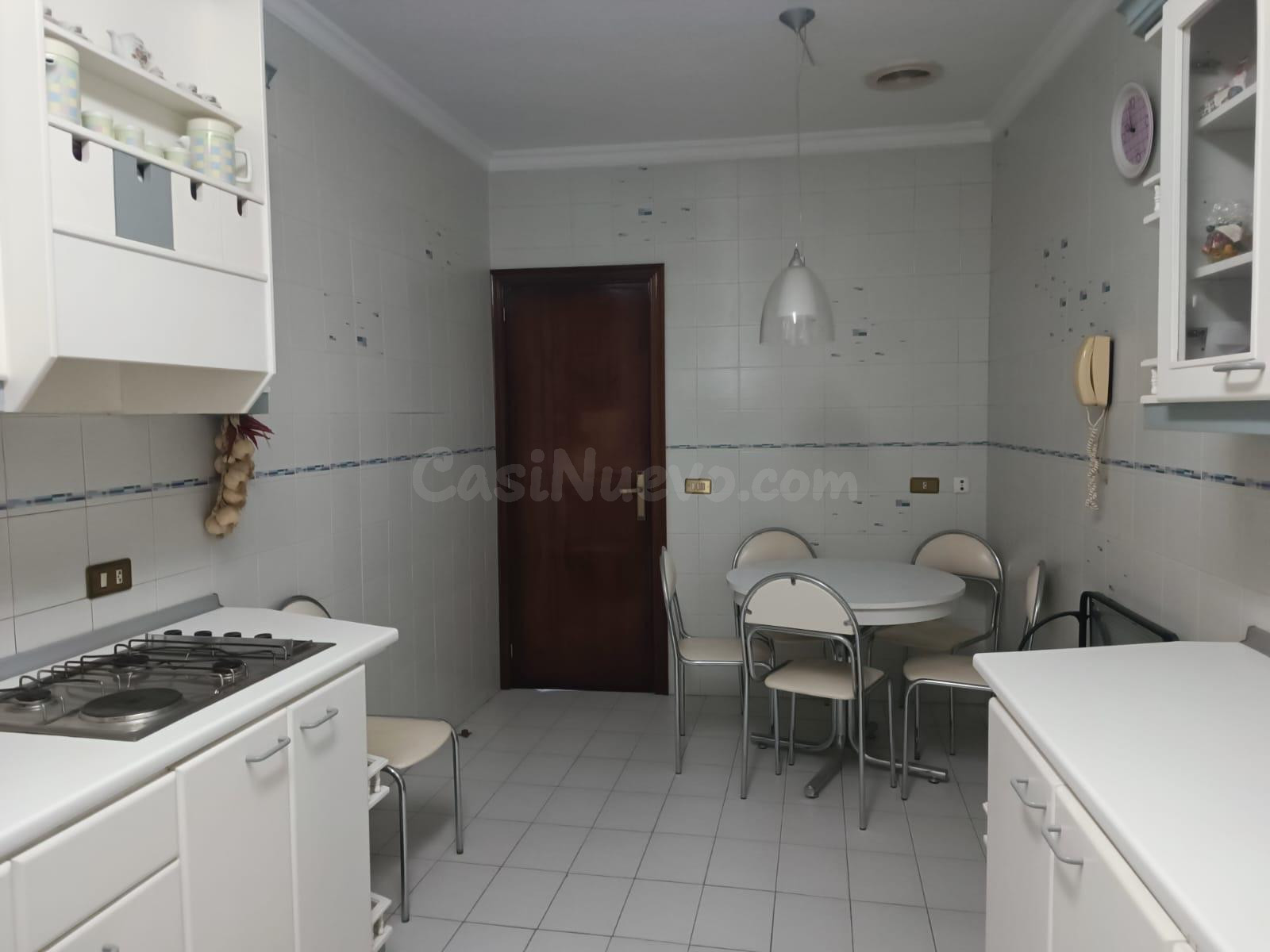 GRAN PISO EN ABARÁN – 207 m2, TODO EXTERIOR, HACE ESQUINA Y  - foto 3