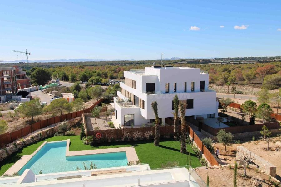 APARTAMENTO EN LAS COLINAS GOLF