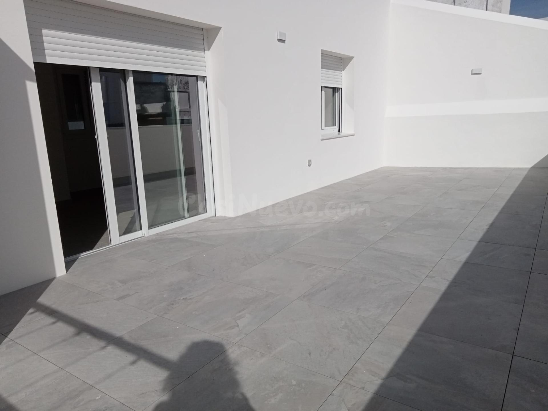 VENTA ESTUDIO EN PLANTA ATICO CADIZ CENTRO (OBRA NUEVA)