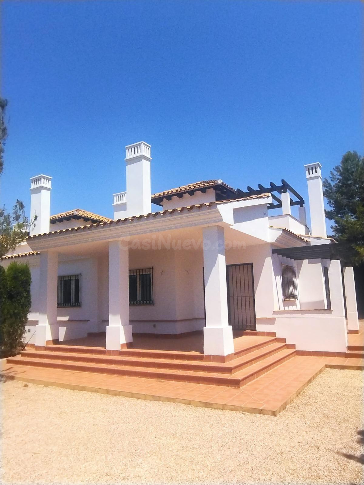 🏡 Chalet de 2 dormitorios listo para entrar a vivir en Fuente Álamo, Murcia