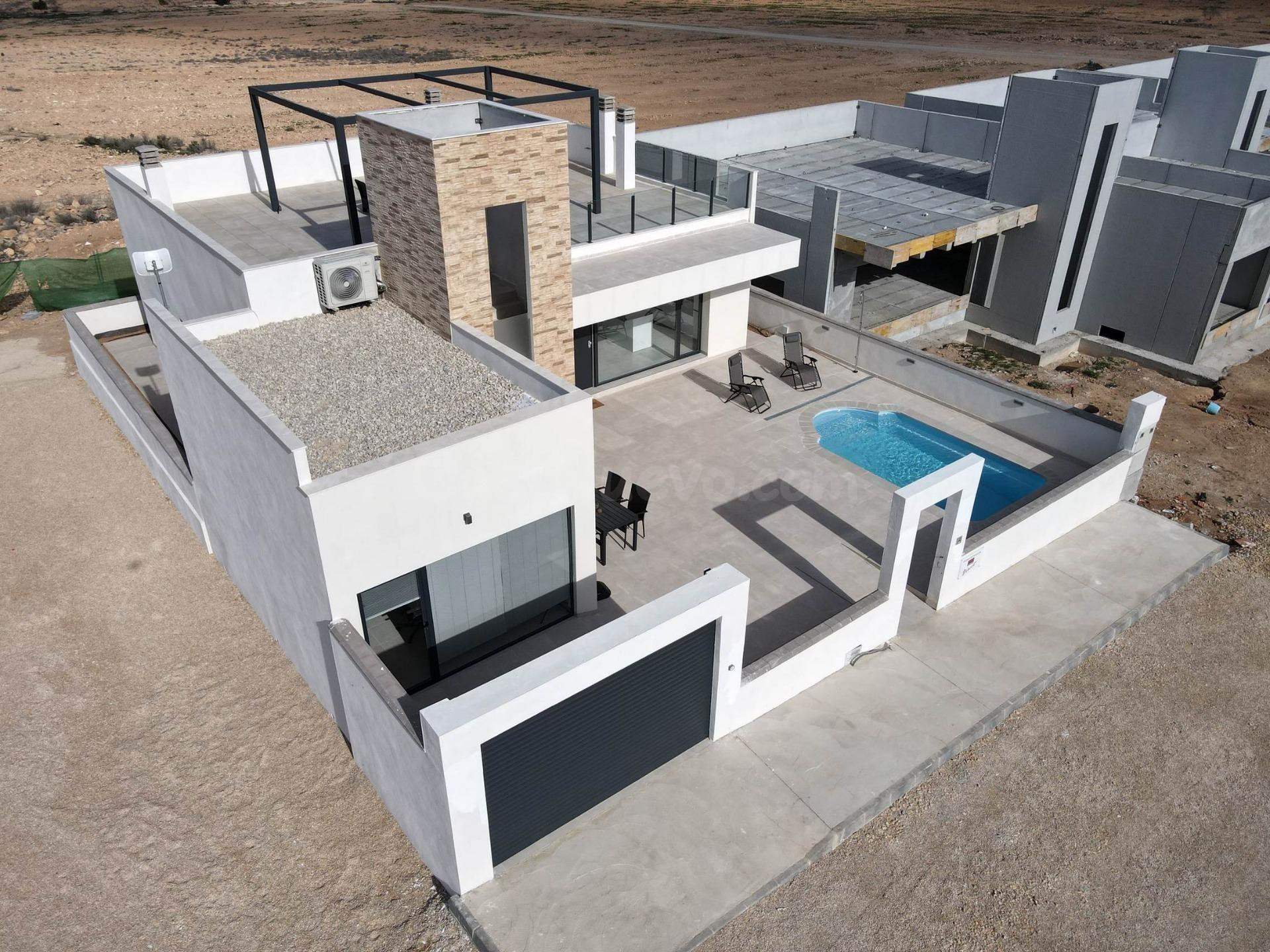 🌟 Villas de nueva construcción con piscina privada en Fuente Álamo, Murcia