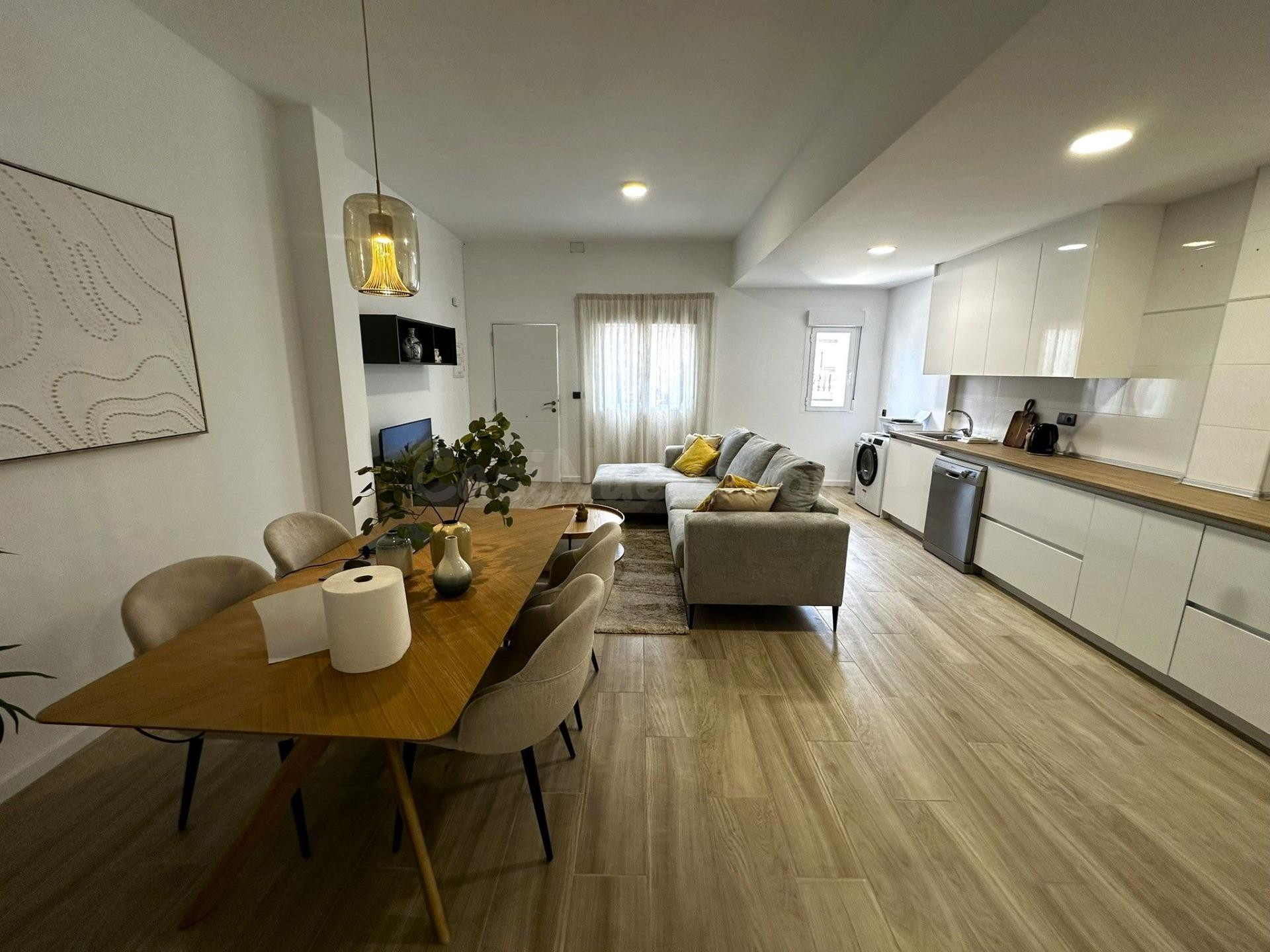 Apartamentos a estrenar de 2 y 3 dormitorios con piscina, gi - foto 4