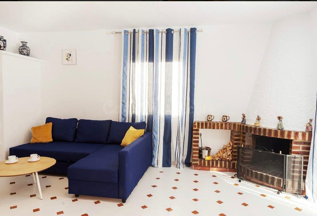 Acogedor apartamento de 2 dormitorios con terraza • A 3 minutos a pie del mar • Torrevieja