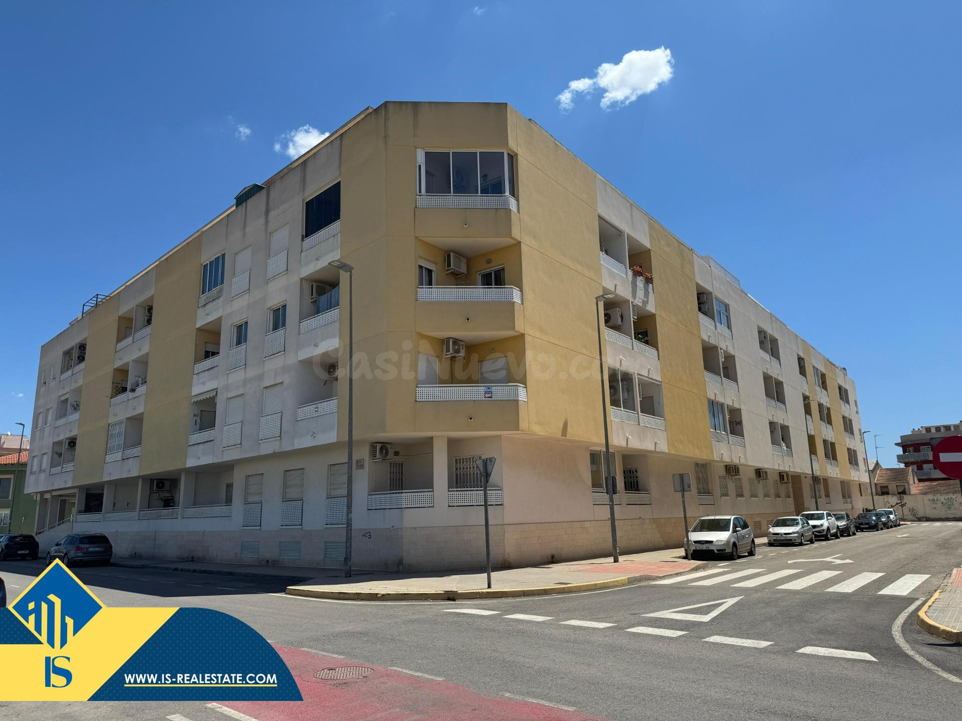 PRECIOSO APARTAMENTO CON PISCINA EN ALMORADI!!