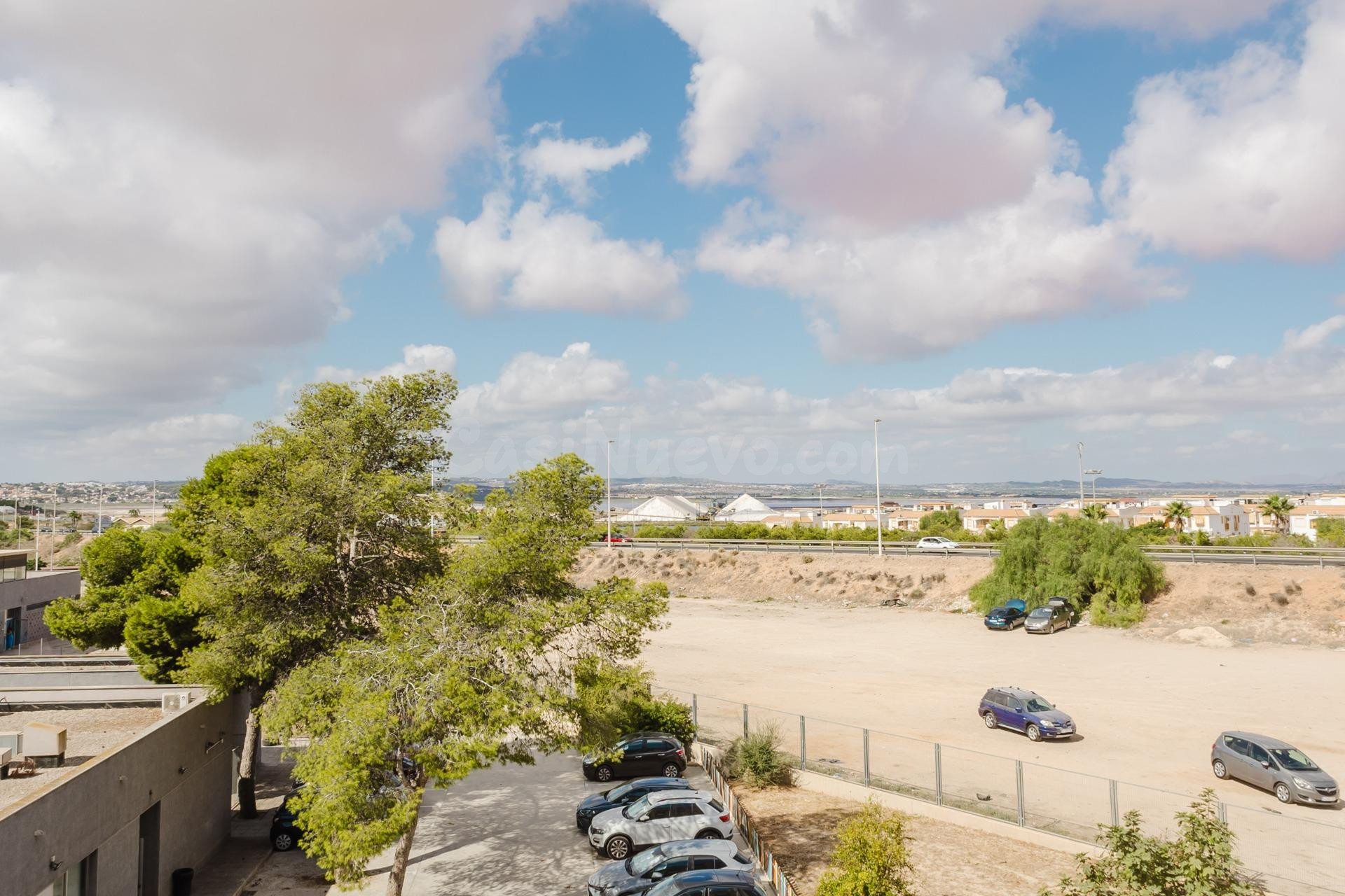 Amplio Apartamento en Torrevieja, Parque Las Naciones - Oportunidad Única