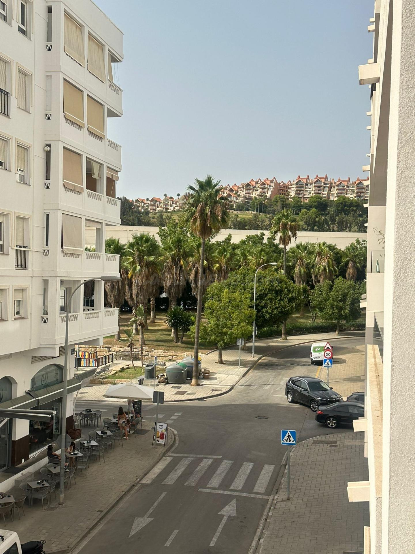 Exclusivo Apartamento Reformado en Marbella - Oportunidad Única