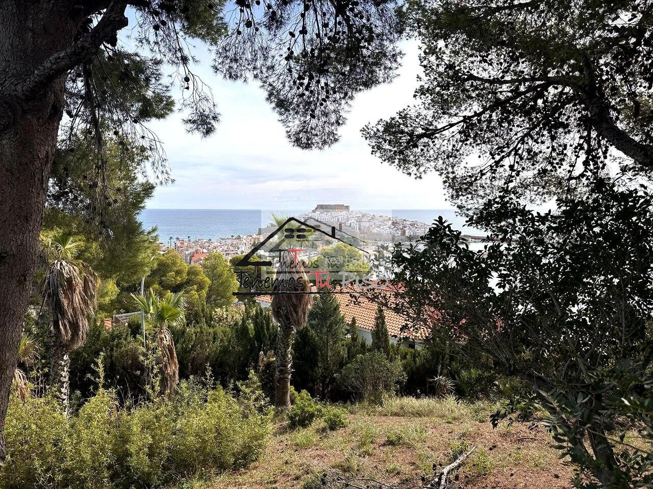 FINCA EN ATALAYAS CON VISTAS FRONTALES AL CASTILLO DE PEÑISCOLA