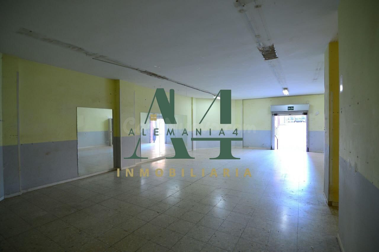 Gran Local con posibilidad de Vivienda en Moctezuma