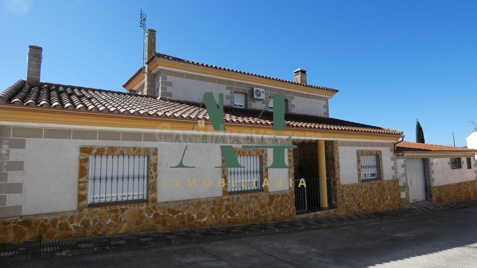 Magnífico Chalet en Aldea del Cano - foto 3