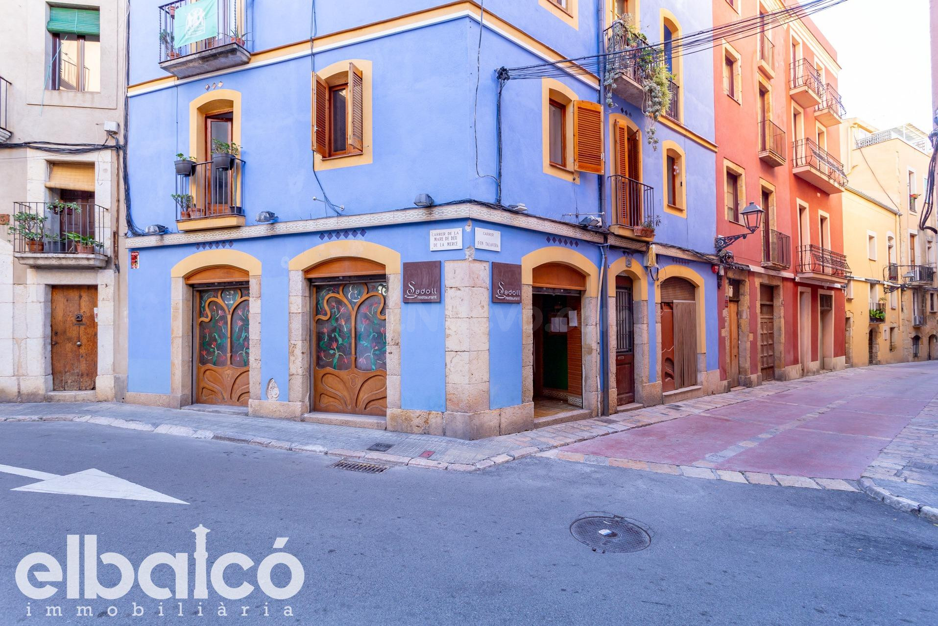 ¿Buscas un restaurante emblemático en Tarragona con una trayectoria impecable? ¡Sadoll te espera!