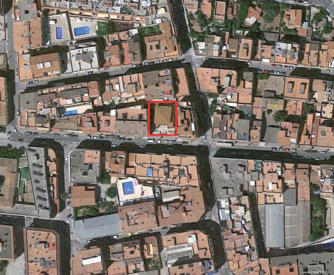 SOLAR EDIFICABLE EN CENTRO TORREDEMBARRA