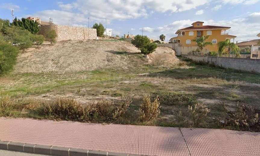 PARCELA URBANIZABLE DE 1.273m2 EN URBANIZACIÓN LOS ROMEROS - LAS TORRES DE COTILLAS
