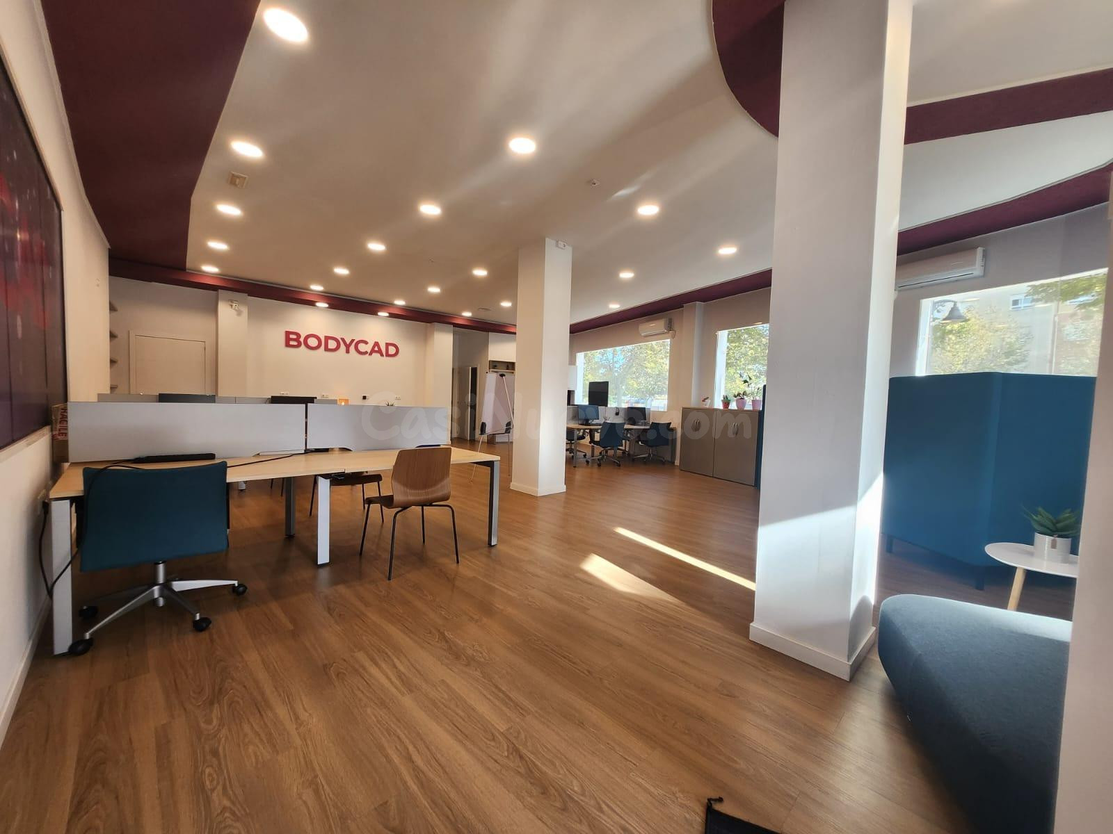 Local comercial nuevo con estudio en Pilar de la Horadada