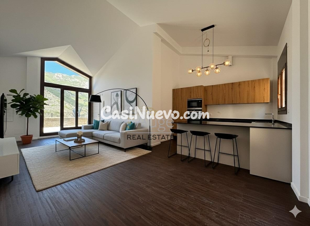 ÁTICO DÚPLEX CON MARAVILLOSAS VISTAS EN EL FORN DE CANILLO