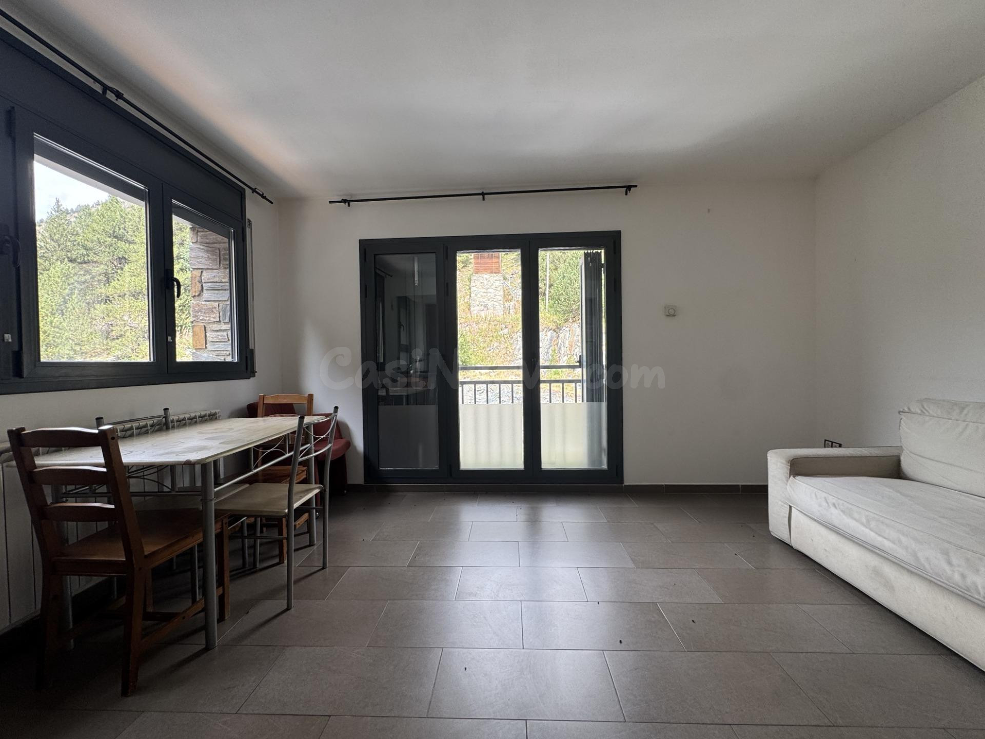 Piso en Venta en Bordes d'Envalira (Canillo) - foto 2