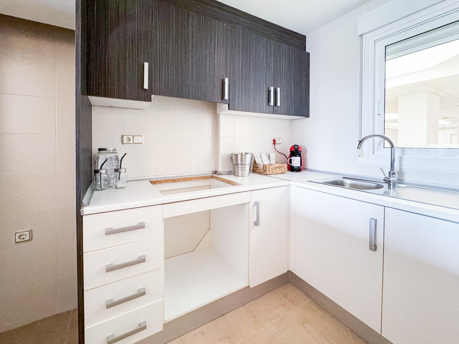 Nuevos Apartamentos en Primera Planta en Lomas de Cabo Roig - foto 5