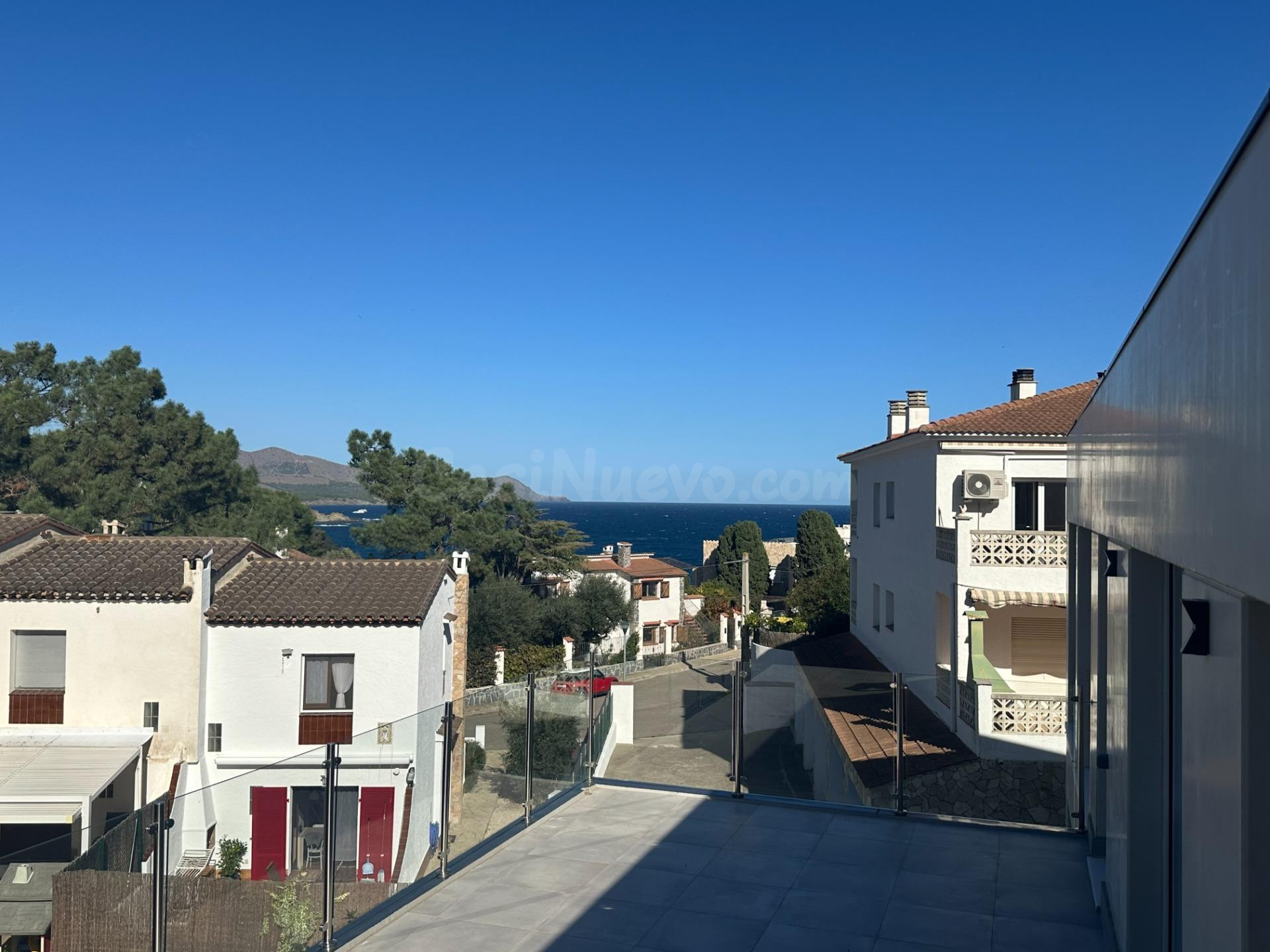 🏡 Obra nueva en Llançà con espectaculares vistas al mar y diseño contemporáneo