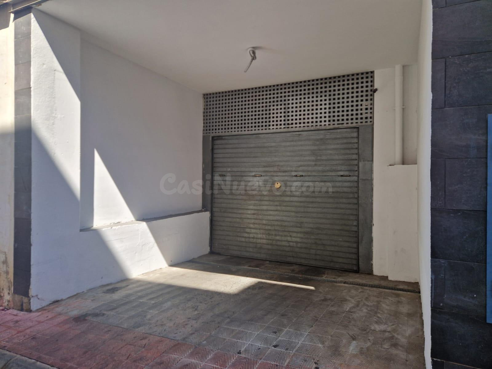Plaza de parking en pleno centro de Roses
