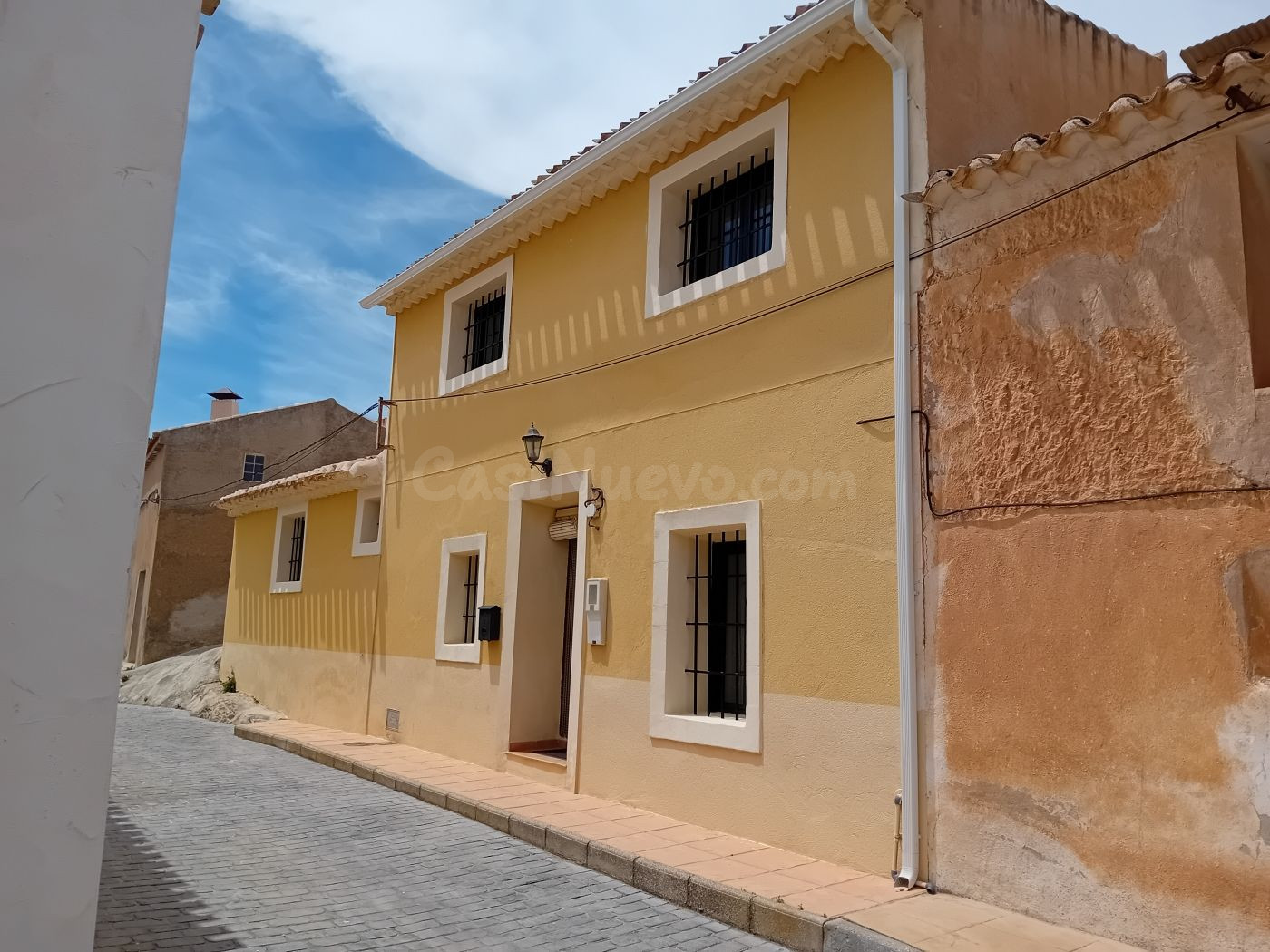 casa adosada completamente reformada en Almaciles