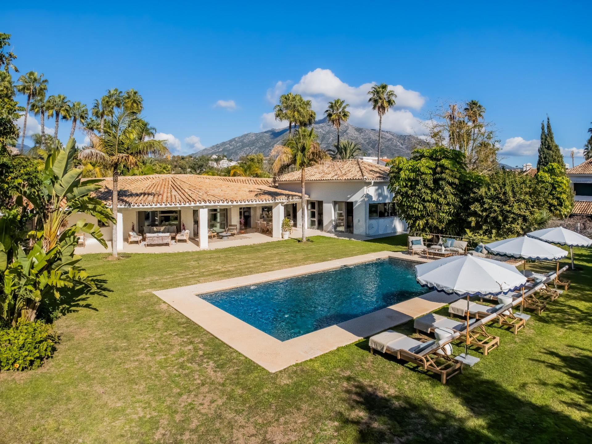 Bungalow Villa rediseñada por Matterhorn Estates en La Cerquilla