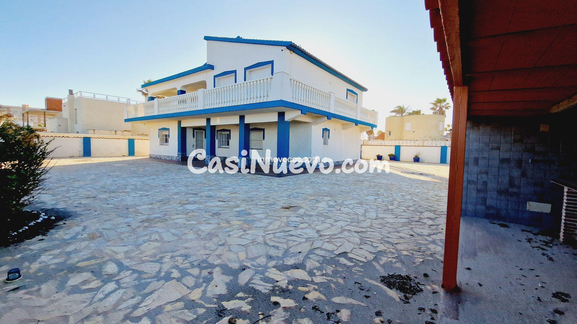 Chalet primera línea del Mediterráneo en el km 8 de La Manga - foto 4