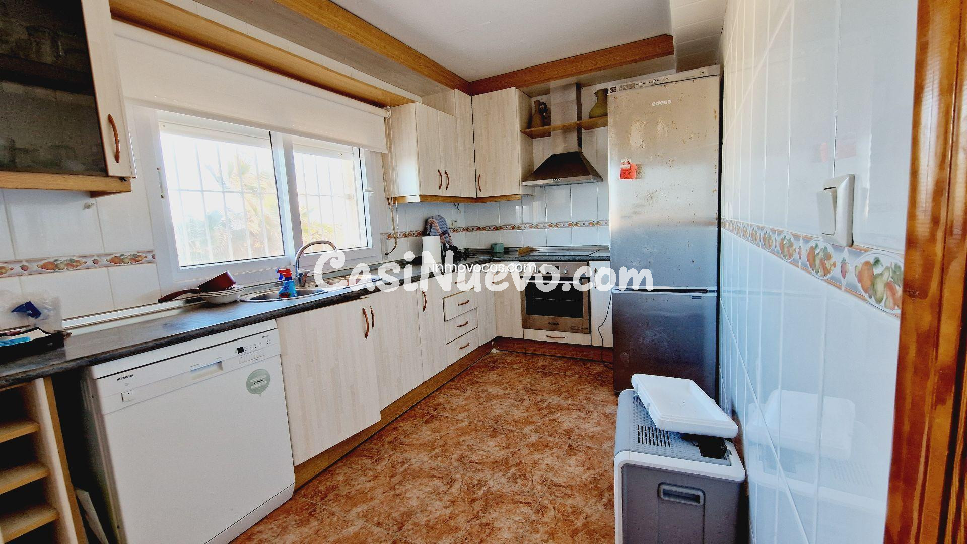 Chalet primera línea del Mediterráneo en el km 8 de La Manga - foto 8