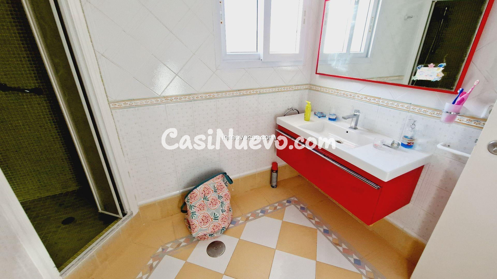 Chalet primera línea del Mediterráneo en el km 8 de La Manga - foto 25