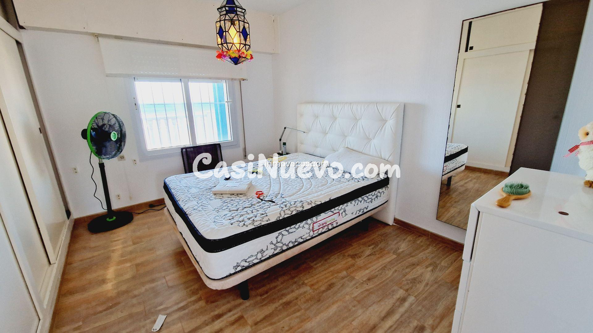 Chalet primera línea del Mediterráneo en el km 8 de La Manga - foto 32