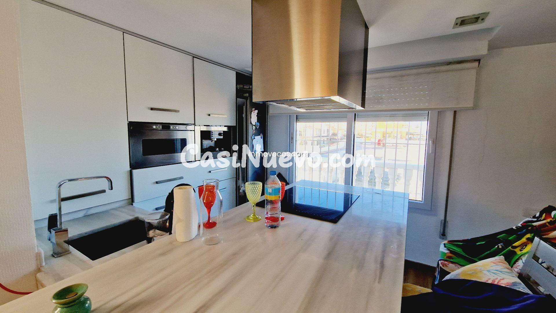 Chalet primera línea del Mediterráneo en el km 8 de La Manga - foto 35