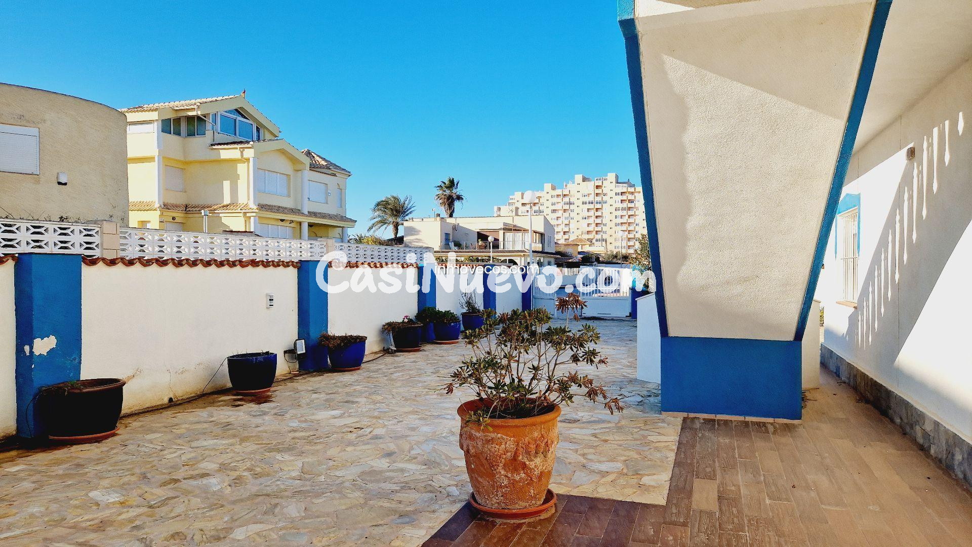 Chalet primera línea del Mediterráneo en el km 8 de La Manga - foto 40